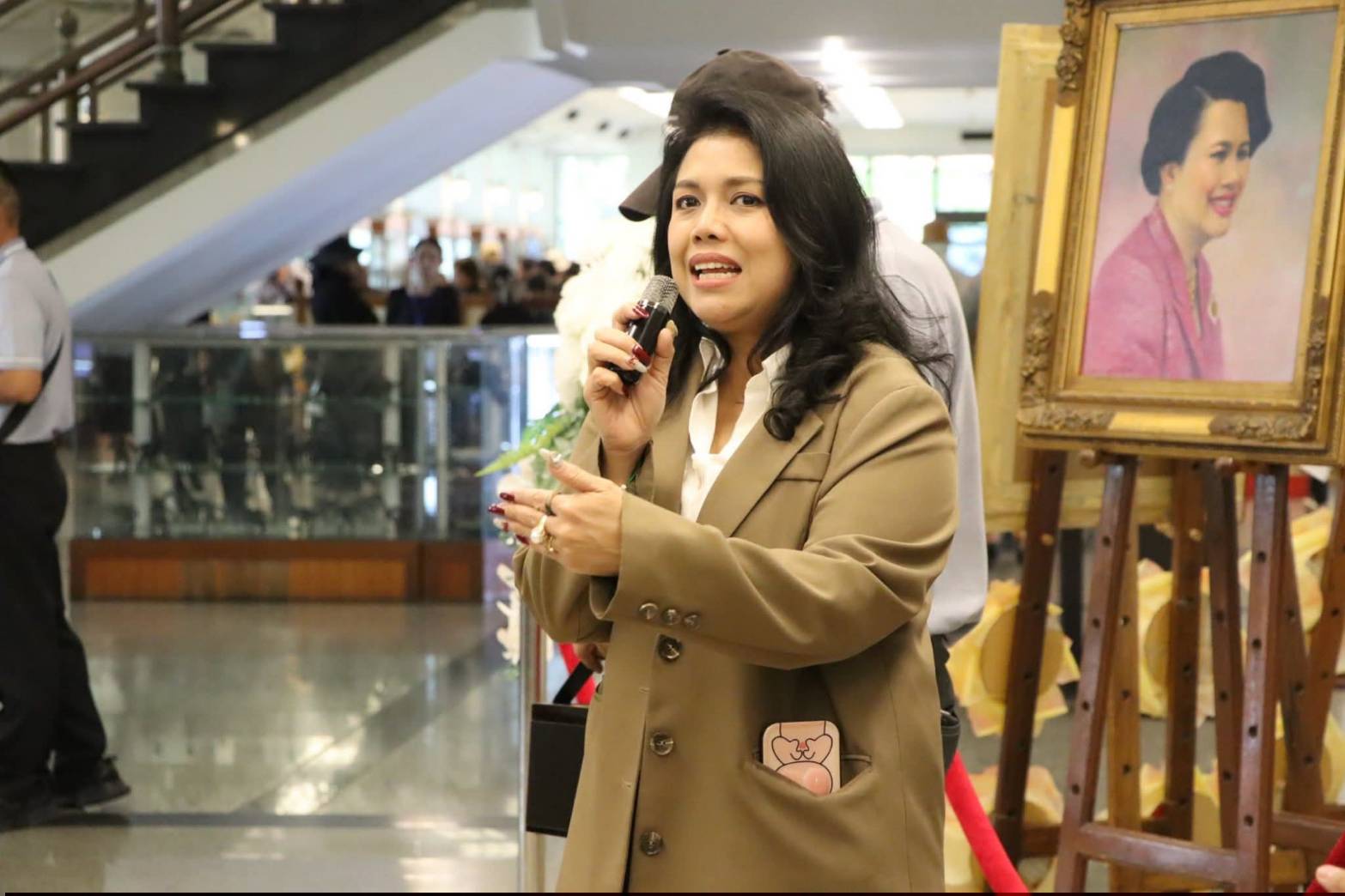 title - ผอ.ศพส. ได้รับเชิญเป็นผู้บรรยายพิเศษให้แก่ บุคลากรในโครงการฝึกอบรมของสถาบันเกษตราธิการ หลักสูตร นักบริหารการพัฒนาการเกษตรและสหกรณ์ ระดับต้น (นบต.) รุ่นที่ 79 ณ ศาลาพระมิ่งขวัญ ศูนย์ส่งเสริมและพัฒนาอาชีพเสริมนอกภาคการเกษตร (ศูนย์ศิลปาชีพบางไทรฯ (เดิม))